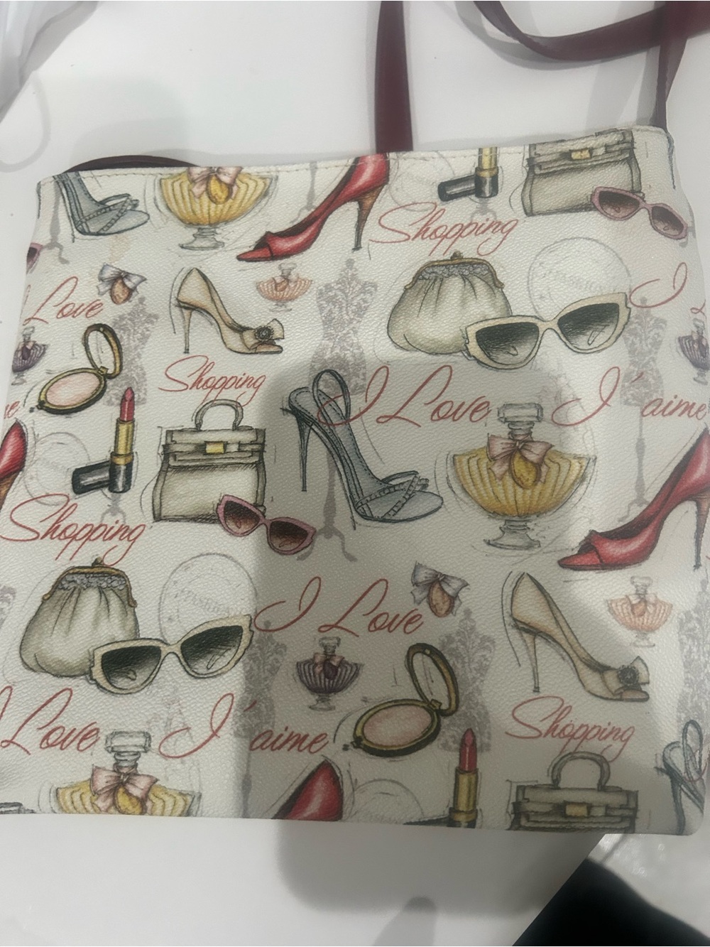 Preowned Fashion Escale Women's Cream Printed Crossbody Bag with Red Trim - Picture 7 of 11